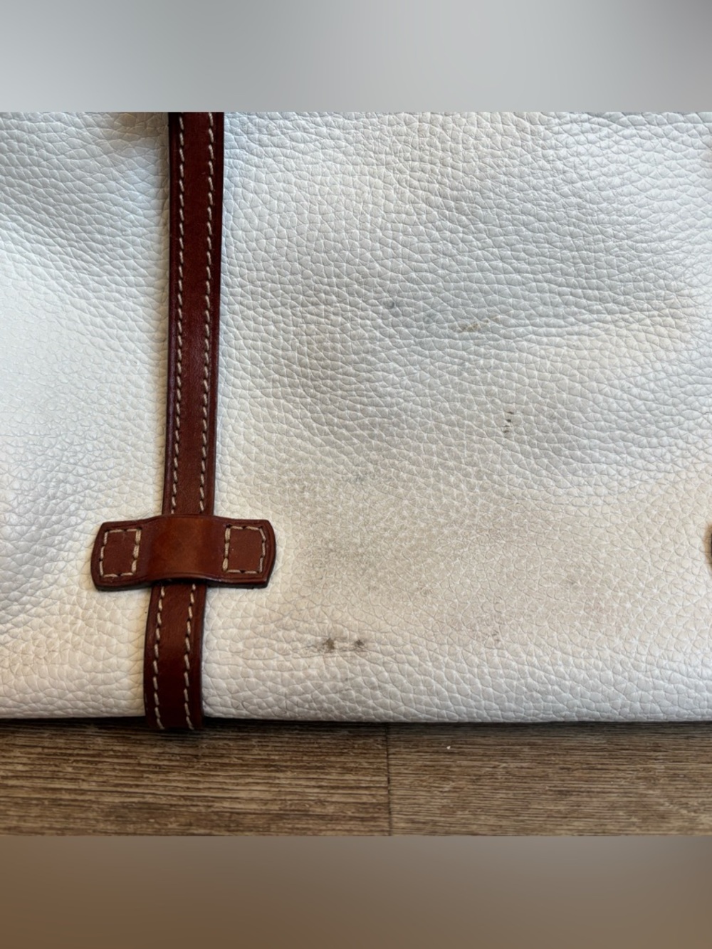 👜 Dooney & Bourke Pebbled Leather Tote Cream Brown Trim Large Shoulder Bag - Picture 9 of 9